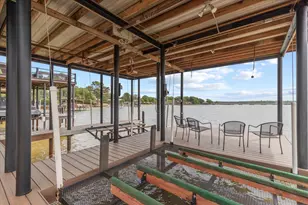 313 Lake Front Dr, Mabank, TX 75156 - Photo 32