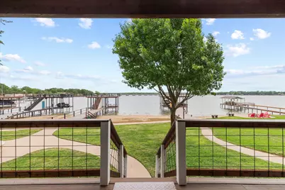 313 Lake Front Drive, Mabank, TX 75156 - Photo 4