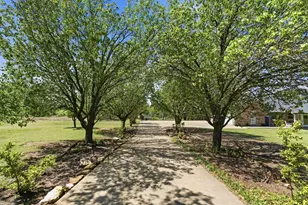 405 Zion Hill Rd, Weatherford, TX 76088 - Photo 4