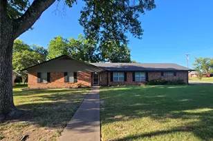 1428 Doris Dr, Sulphur Springs, TX 75482 - Photo 2