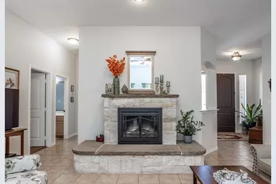 116 Ashlyn Court, Whitesboro, TX 76273 - Photo 4