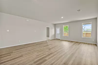 904 Traction Trail, Cleburne, TX 76031 - Photo 6