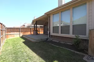 209 Park Meadows Dr, Euless, TX 76039 - Photo 20