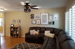 10454 Lanshire Dr, Dallas, TX 75238 - Photo 4