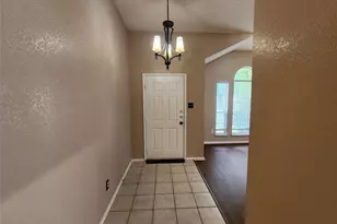 4821 Eagle Trace Dr, Fort Worth, TX 76244 - Photo 2