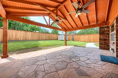 909 Columbus Court, Bedford, TX 76022 - Photo 20