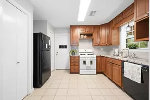 325 Fairway Rd, Woodway, TX 76712 - Photo 14