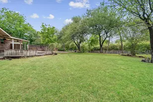 325 Fairway Rd, Woodway, TX 76712 - Photo 30