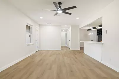 729 Finland Street, Grand Prairie, TX 75050 - Photo 6