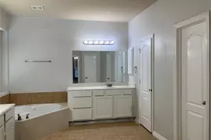 2744 Ferdinand, Grand Prairie, TX 75054 - Photo 14