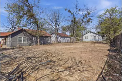 310 S Bond Avenue, Dallas, TX 75211 - Photo 4