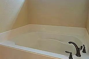 101 Hummingbird Dr, Weatherford, TX 76088 - Photo 6