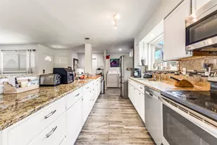 614 Melrose Dr, Richardson, TX 75080 - Photo 2