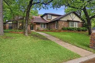 2900 Greenbrook Dr, Arlington, TX 76016 - Photo 1