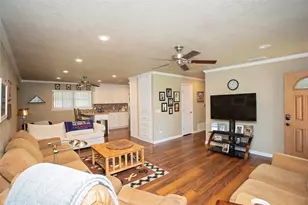 1405 Thompson Dr, Graham, TX 76450 - Photo 4