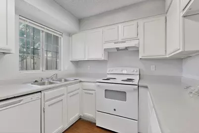 9467 Olde Towne Row, Dallas, TX 75227 - Photo 8