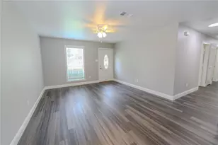 809 Wilcox St, McKinney, TX 75069 - Photo 4