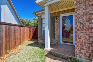 680 Raintree Cir, Coppell, TX 75019 - Photo 2