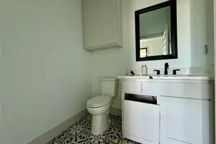 216 SW 13th St, Mineral Wells, TX 76067 - Photo 6