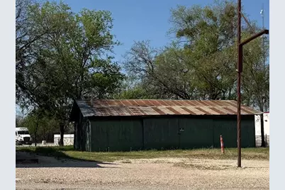 514 W Morgan Street, Meridian, TX 76665 - Photo 4