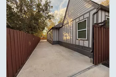 5227 Saint Charles Avenue, Dallas, TX 75223 - Photo 24