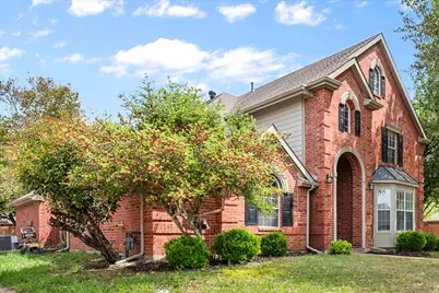 301 Andre Drive, Irving, TX 75063 - Photo 2