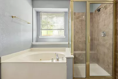 301 Andre Drive, Irving, TX 75063 - Photo 30