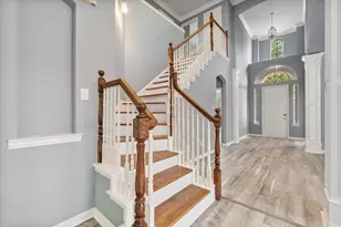 301 Andre Dr, Irving, TX 75063 - Photo 18