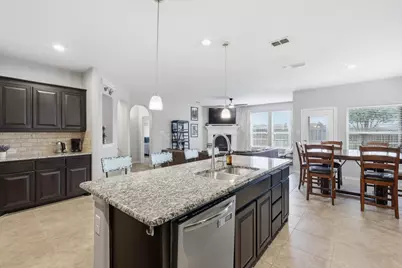 11500 Starlight Ranch Trail, Fort Worth, TX 76052 - Photo 18