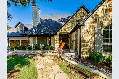 153 Meadowcreek Road, Coppell, TX 75019 - Photo 32