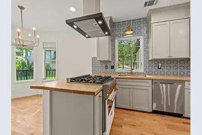 153 Meadowcreek Road, Coppell, TX 75019 - Photo 12