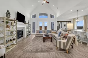 1709 Roundtree Cir E, Fort Worth, TX 76008 - Photo 4