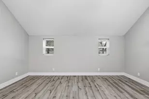 227 S Hampton Rd, Dallas, TX 75208 - Photo 24