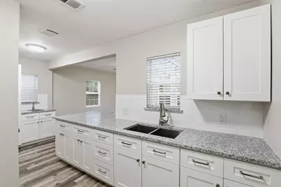 227 S Hampton Road, Dallas, TX 75208 - Photo 14