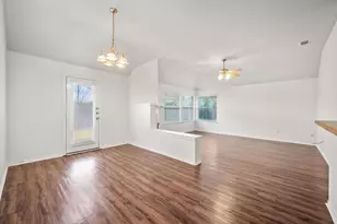 9880 Wyndbrook Dr, Frisco, TX 75035 - Photo 10