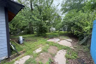 2912 Warren Ave, Dallas, TX 75215 - Photo 14