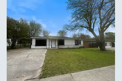 1031 Wade Hampton Street, Benbrook, TX 76126 - Photo 1