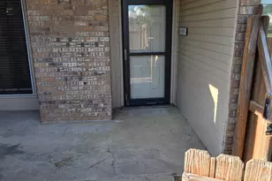 1500 N Grant Dr, Sherman, TX 75092 - Photo 4