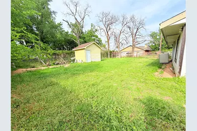11111 Jean Drive, Balch Springs, TX 75180 - Photo 22