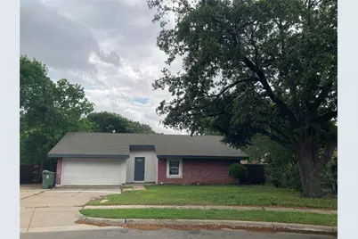 117 Laguna Bay, Lewisville, TX 75067 - Photo 1