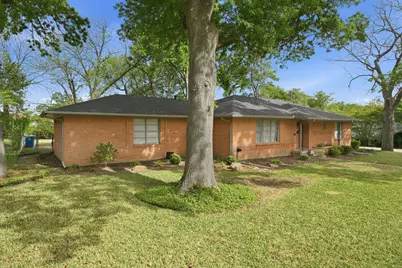 600 Vince Lane, DeSoto, TX 75115 - Photo 2