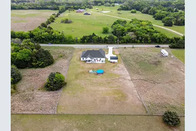 550 County Road 4109, Greenville, TX 75401 - Photo 36