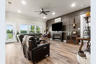 550 County Road 4109, Greenville, TX 75401 - Photo 14