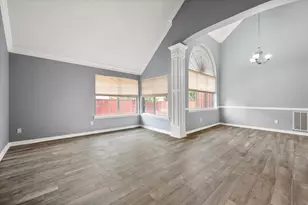 301-A Andre Dr, Irving, TX 75063 - Photo 22