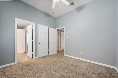 301-A Andre Drive, Irving, TX 75063 - Photo 36