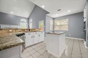 301-A Andre Dr, Irving, TX 75063 - Photo 16