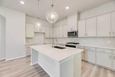 8087 Challenger Street, Frisco, TX 75034 - Photo 6