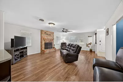 219 W Jefferson Street, Palmer, TX 75152 - Photo 10