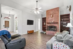 518 Robin Hood Ct, Clyde, TX 79510 - Photo 6