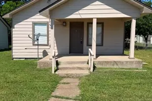 109 S 5th St, Sanger, TX 76266 - Photo 10